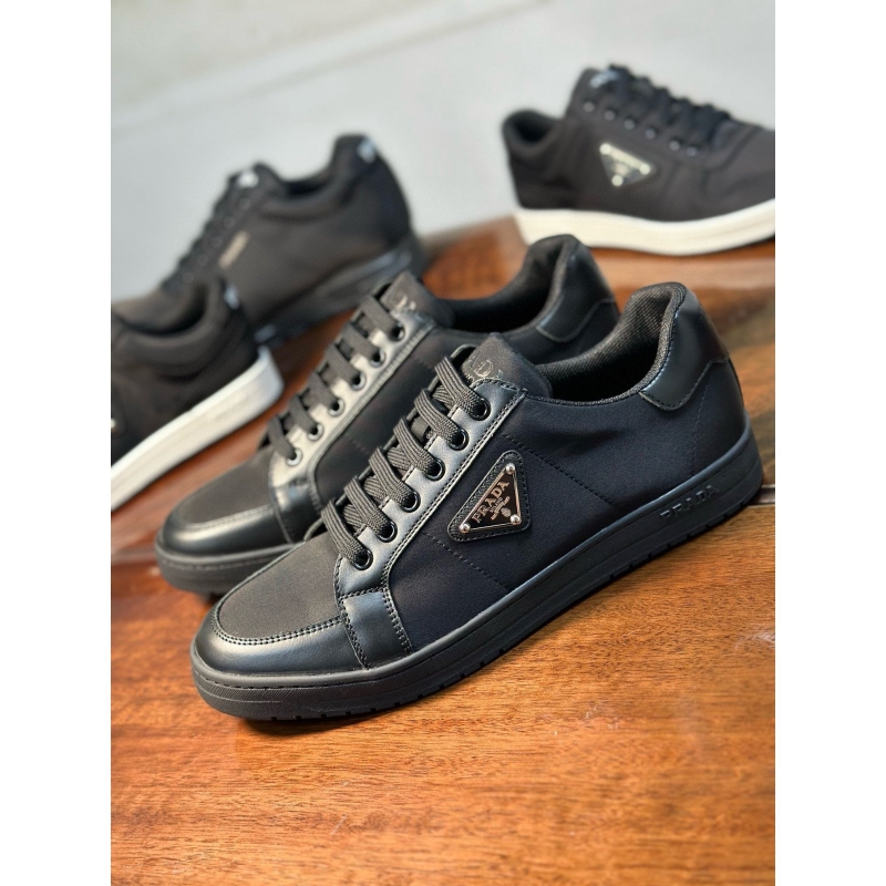 Pra*a casual shoes